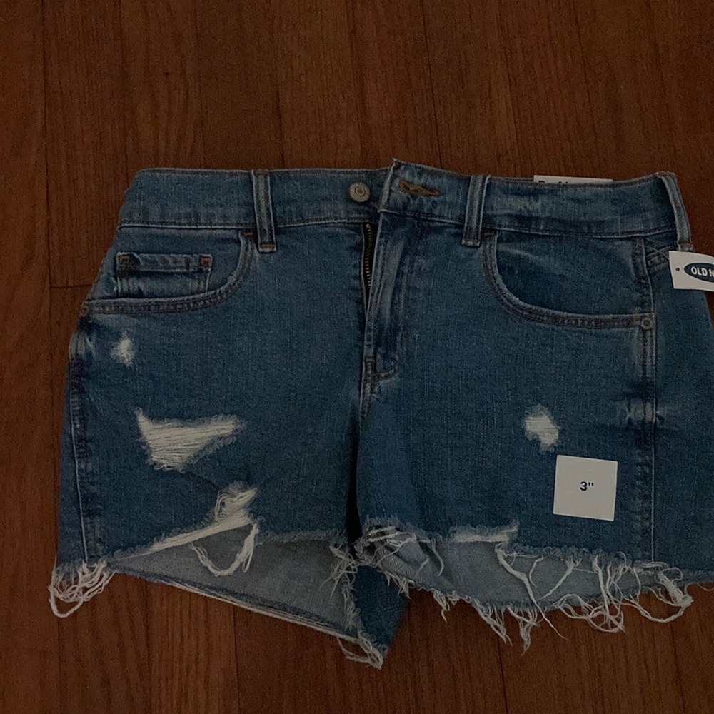 Old Navy midrise boyfriend jean shorts.